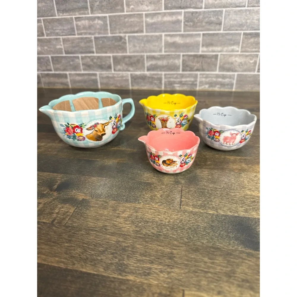 Pioneer Woman Stoneware Nesting Measuring Cup Set 4 Piece Floral Farmhouse NWOT